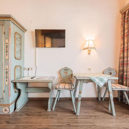 Batzenhaeusl Hotell Seefeld in Tirol Exteriör bild