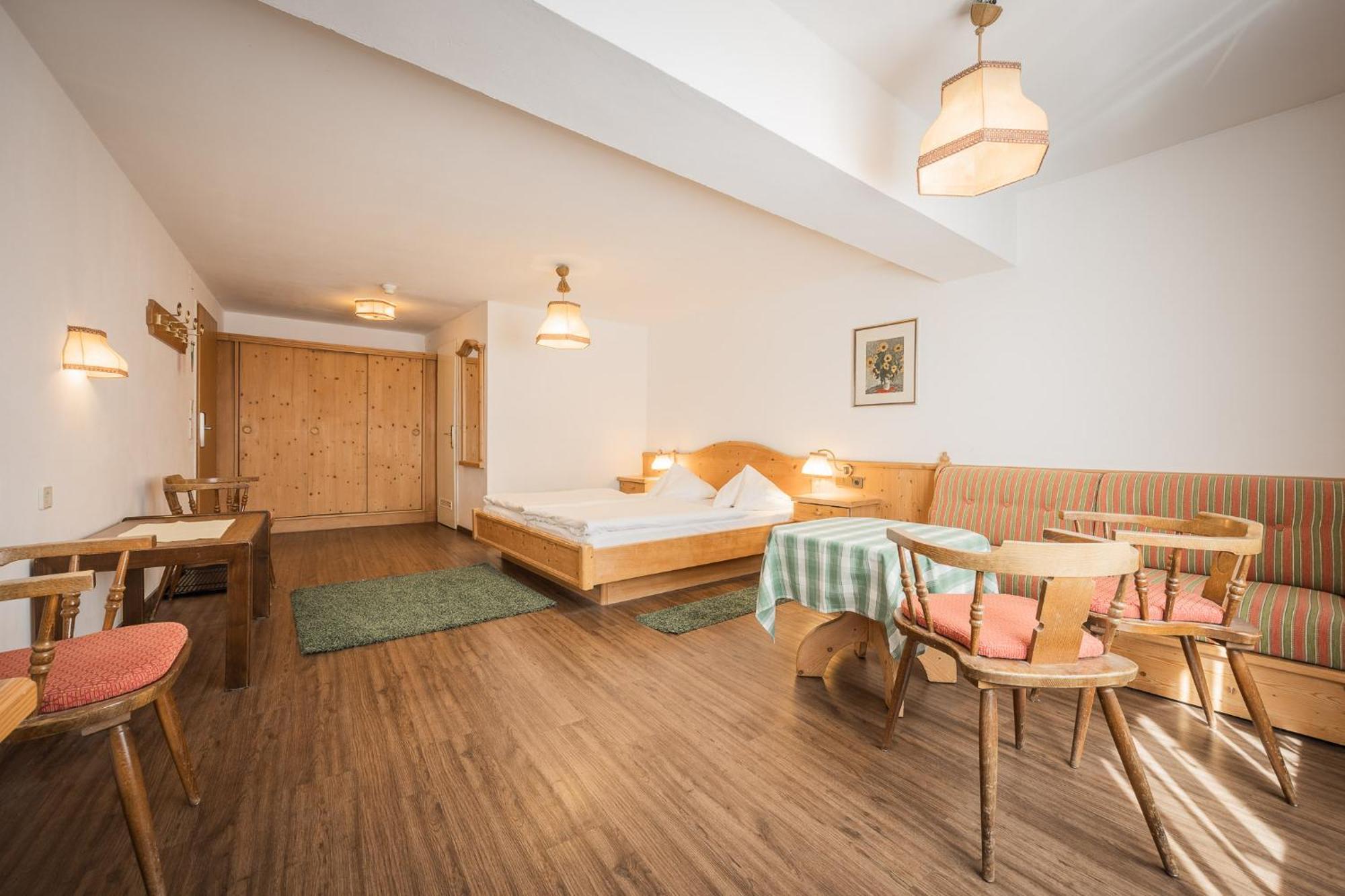 Batzenhaeusl Hotell Seefeld in Tirol Exteriör bild